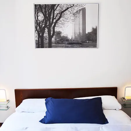 Room Inn 4* Milánó