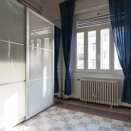 Intimate With Balcony In Navigli Area * Milan