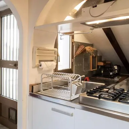 The Attic Of With Terrace View * Milan