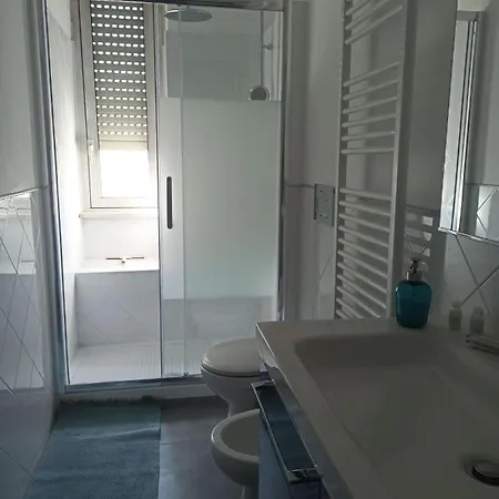 Guesthero - Navigli Area *