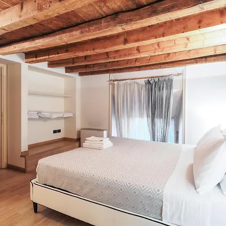 Unique Duomo Luxury * Μιλάνο