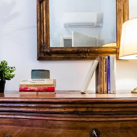 Joivy For 6 With Big Terrace In Centro Storico Appartamento *