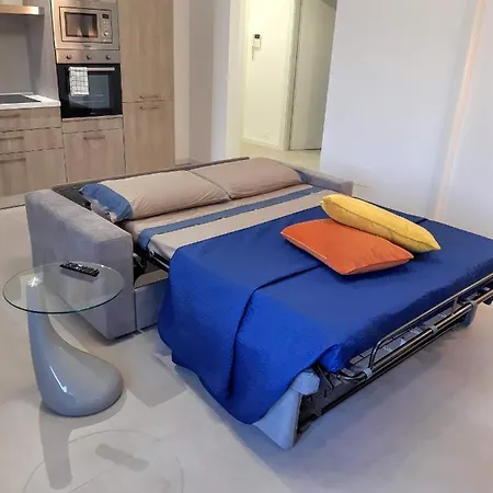 Apartment Rent 2 *