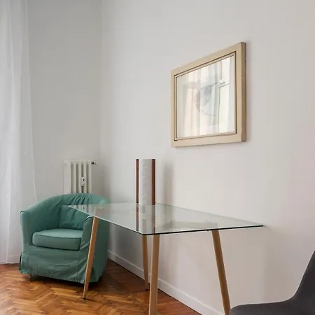 Hostmate - Milano - Felice Casati - Repubblica *