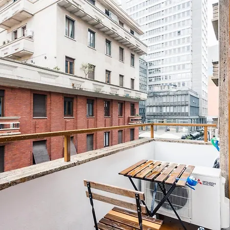 Hostmate - - Felice Casati - Stazione