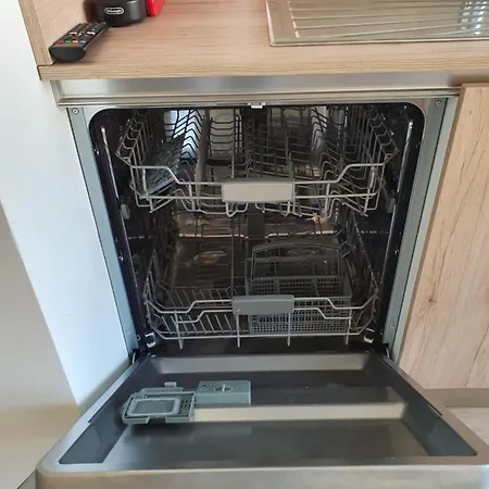 Apartment 34 Via Giulio Carcano