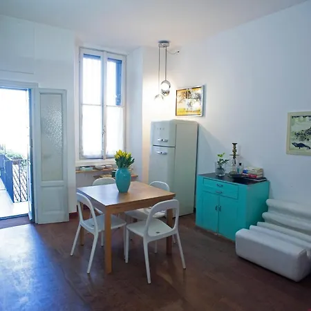 Apartamento Bilocale Vintage Anni '50 Nel Design