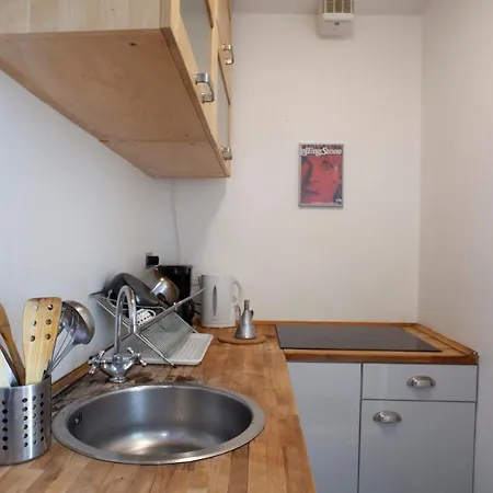Apartamento Bilocale Vintage Anni '50 Nel Design