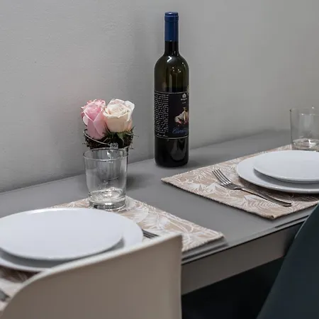 Apartment Leisure & Design In The Center Of