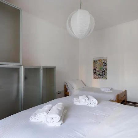 Appartamento Fashion Design District In Navigli *