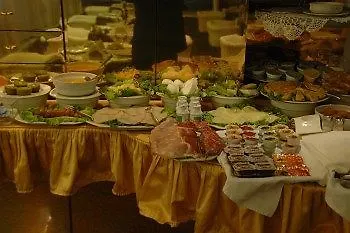 Roma Hotel 4*