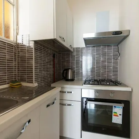 Apartman Youhosty - Lugano 31 *