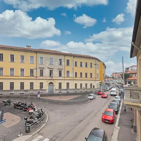 Inurbe - Navigli Appartement *