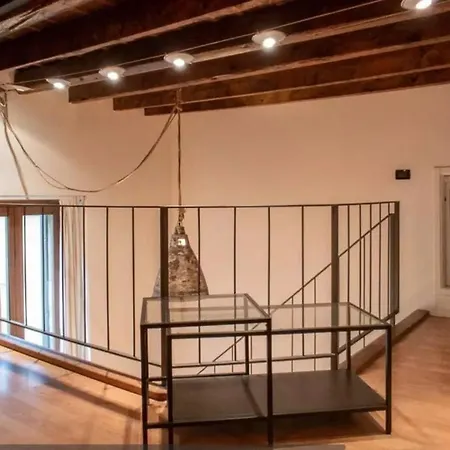 Architecture And Comfort In شقة *