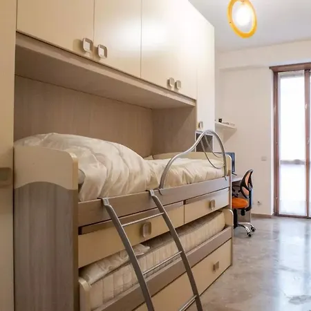 Apartment Cozy And Modern In Corvetto *
