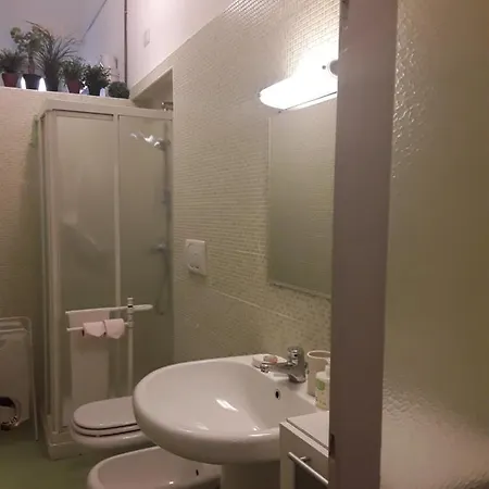 Oda ve Kahvaltı Tricolore 4*