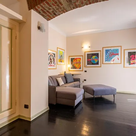 Vincenzo Monti Apartment