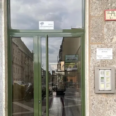 Leoncavallo House Гостевой дом Милан