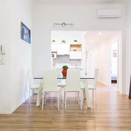 Apartment Hemeras Boutique Homes Exclusive 4bdr Close To Duomo *