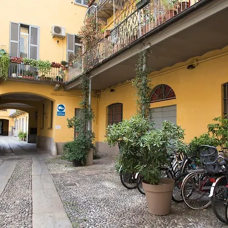 Youhosty - Col Di Lana 14 Apartman Milánó