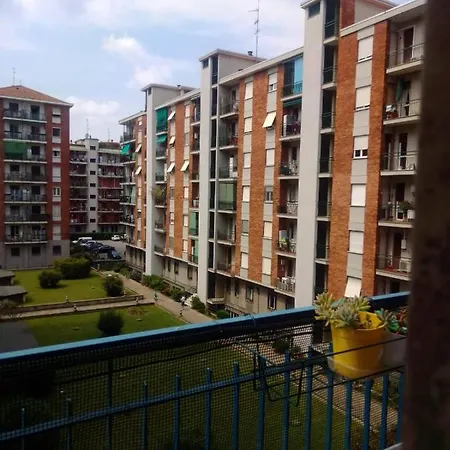 ゲストハウス Stanza In Affitto A Zona Bicocca ミラノ