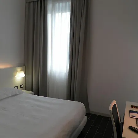 Hotel Smart