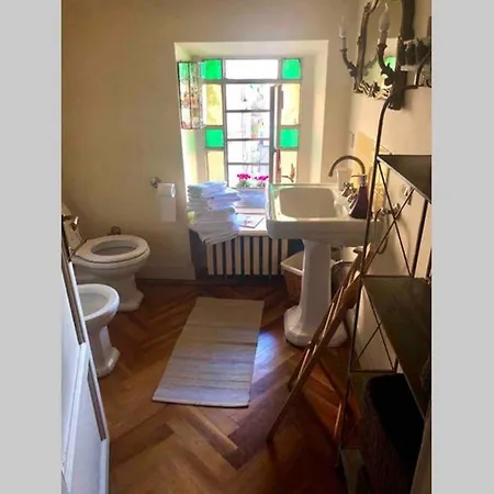 City Center Milanese Cosy Retreat *