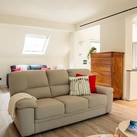 The Rent - Attic With Terrace In Downtown Apartment