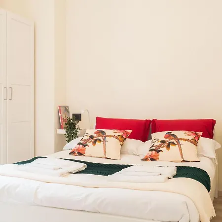 The Best Rent - Attic With Terrace In Downtown Milano