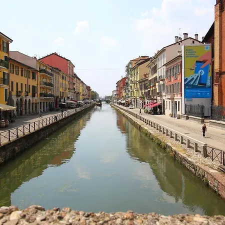Residenza Navigli Fashion Apartment *