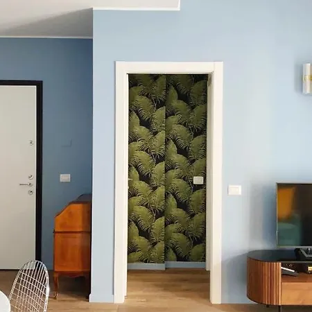 아파트 The Wallpaper House