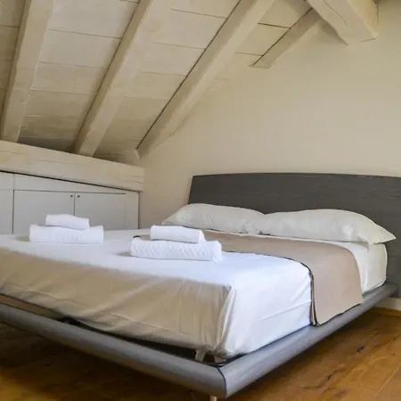 Joivy Fulcorina ميلان