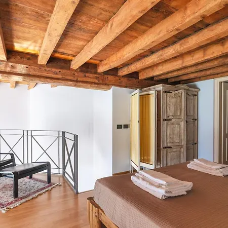 Duomo Cathedral View - Luxury * Milán