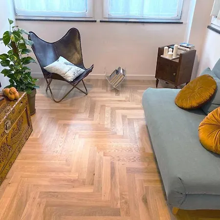 Flat On Fig - In Apartment *
