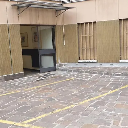 Royal Daire Milano