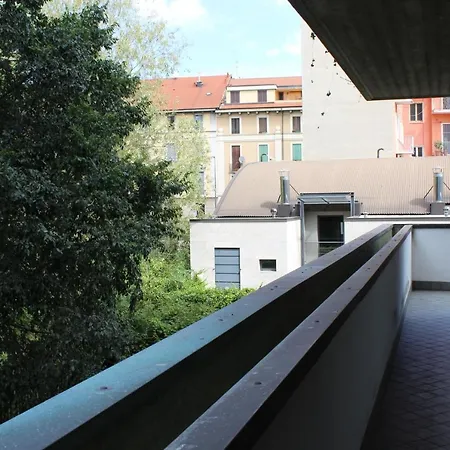 Apartment Elegant And Quiet With Terrace