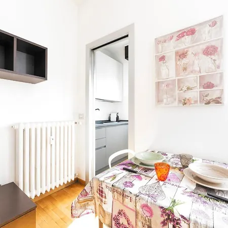 Apartman Red Subway X4 Milánó
