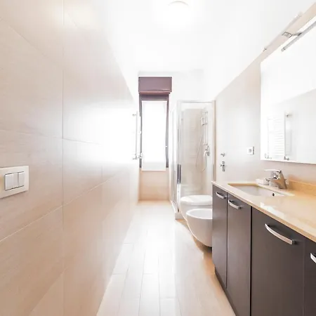 Apartman Red Subway X4 *