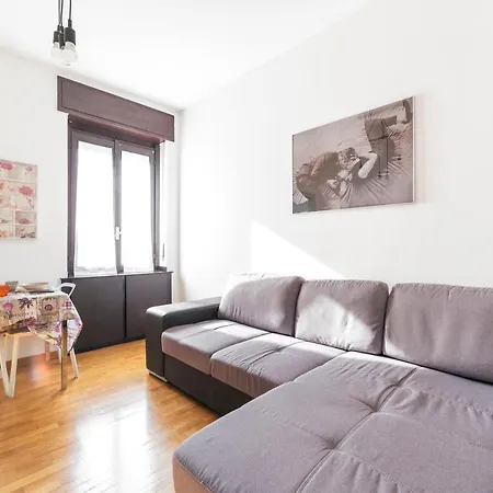 Apartman Red Subway X4 *