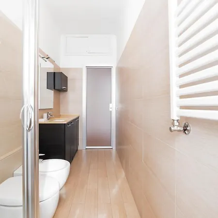 Red Subway X4 Apartman