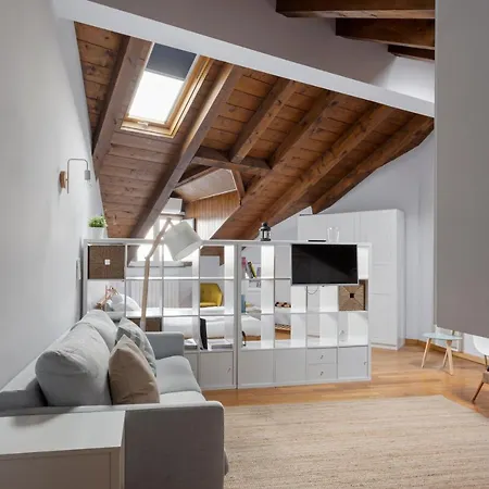 Chic Loft Living In Via Farini Milán