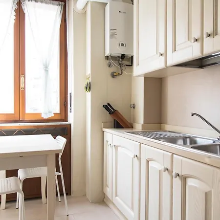 Youhosty - Sacconi 4 *