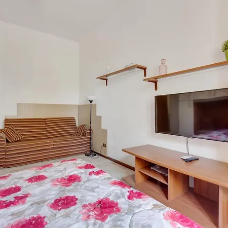 Guesthost - Polytechnic Lovely&cosy Flat