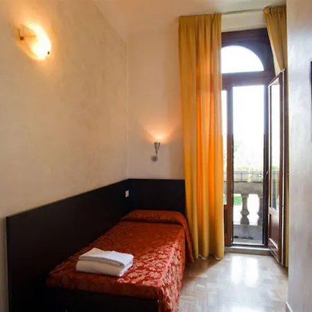 Brenta Hotel 2*