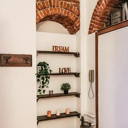 Via Argelati - Navigli Location 2 * 밀라노