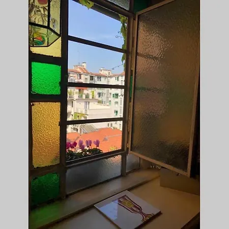 City Center Milanese Cosy Retreat *