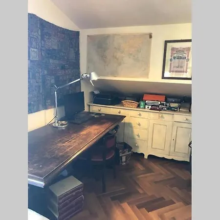 City Center Milanese Cosy Retreat *