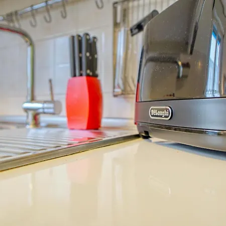 Apartment Guesthost - Casa Certosa, Bilocale A Pochi Minuti Da Rho Fiera Milan