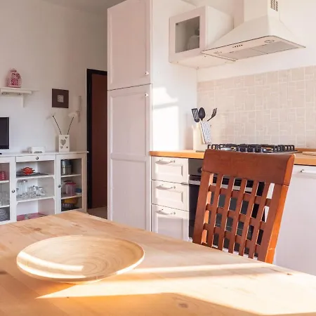 The Rent - Modern One Near Udine ミラノ