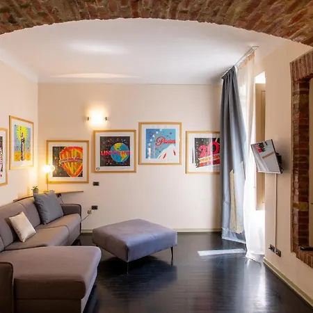 Apartment Vincenzo Monti Milan
